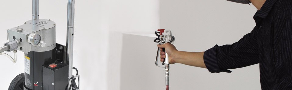 2-painting-wall-latex-airless